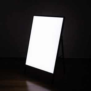 CARTEL LUMINOSO UPSTAR CON SOPORTE USSOP6090